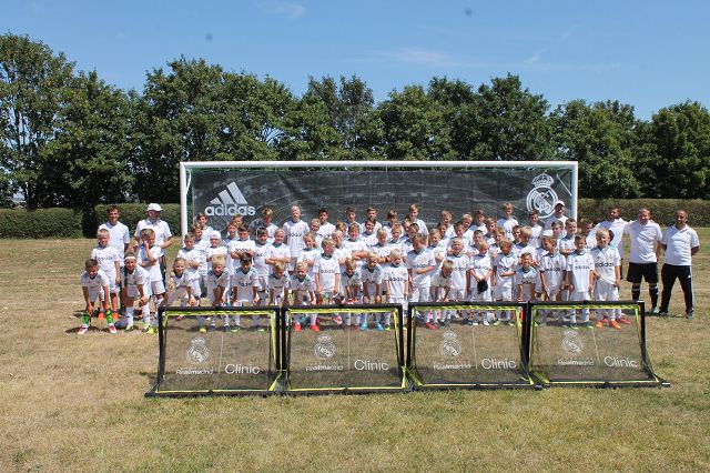 Gruppenbild der Fußballferienschule in Wiehe vom 01.07. bis 06.07.2018